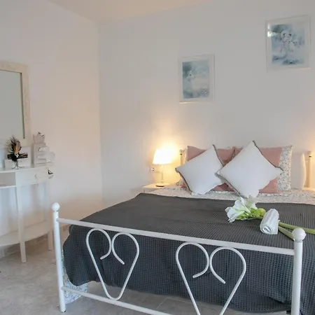 Holiday home Rocalla *