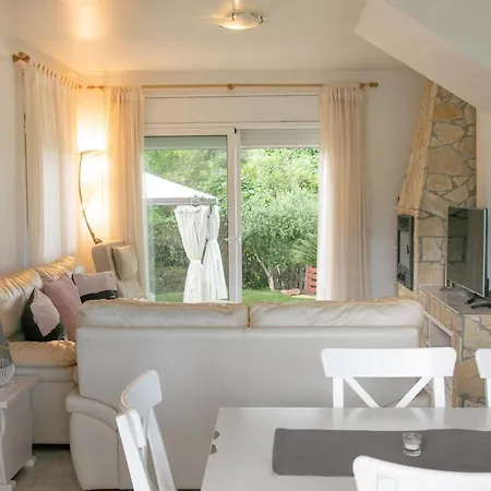 Holiday home Rocalla *